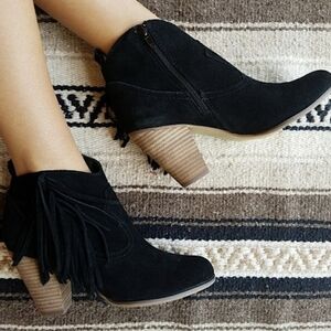 Steve Madden Women Cian Fringe Ankle Heels Booties shoes sz 9.5M